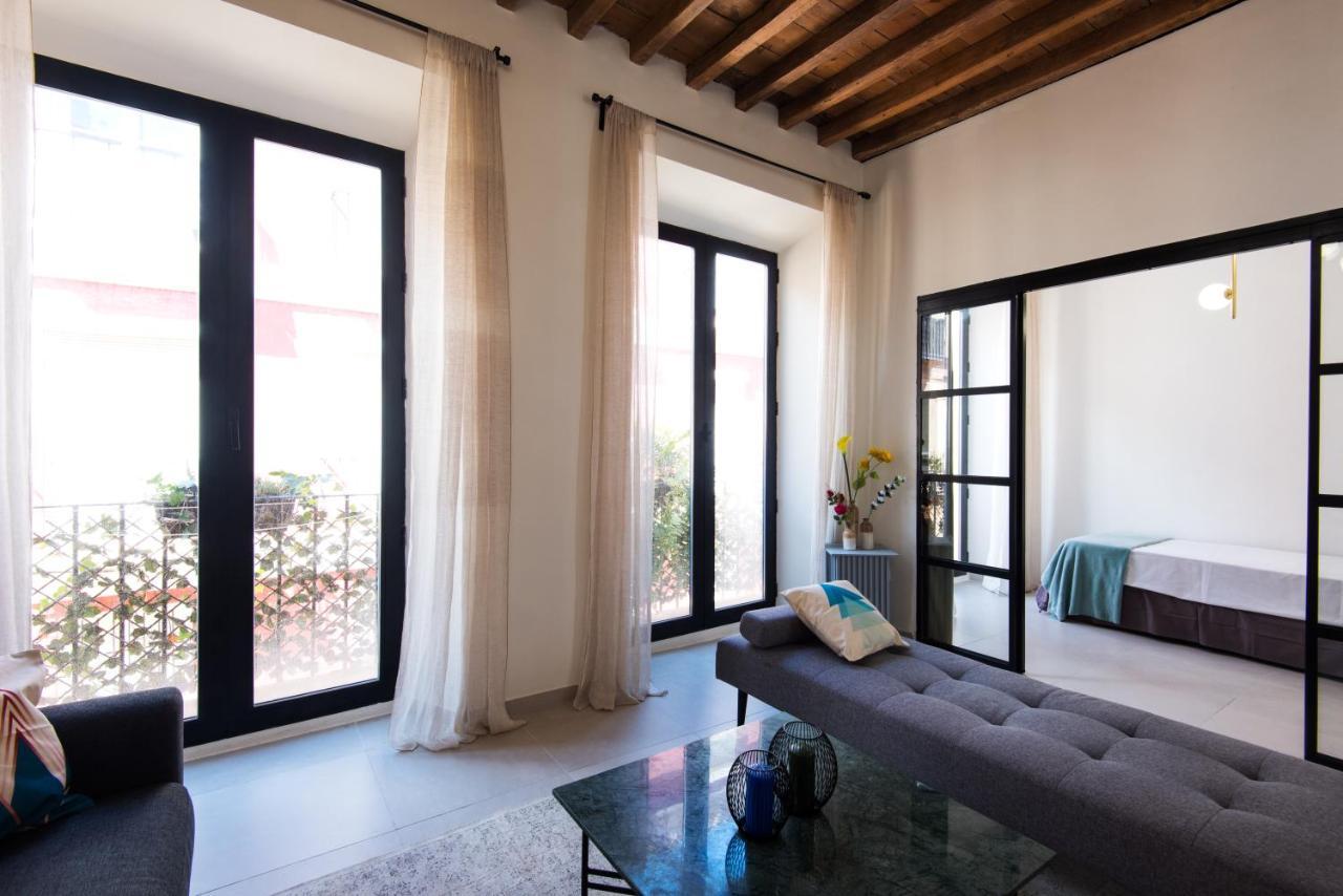 Apartment Tour Apartment- Elegance & Confort In The Historic Center *